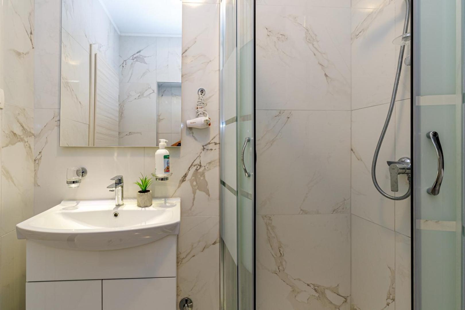 Genoa Rooms Porec Ruang foto
