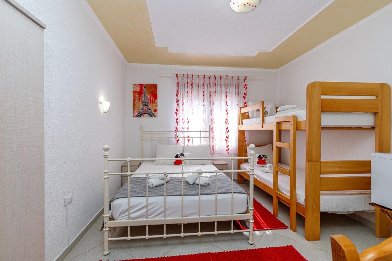 Genoa Rooms Porec Ruang foto